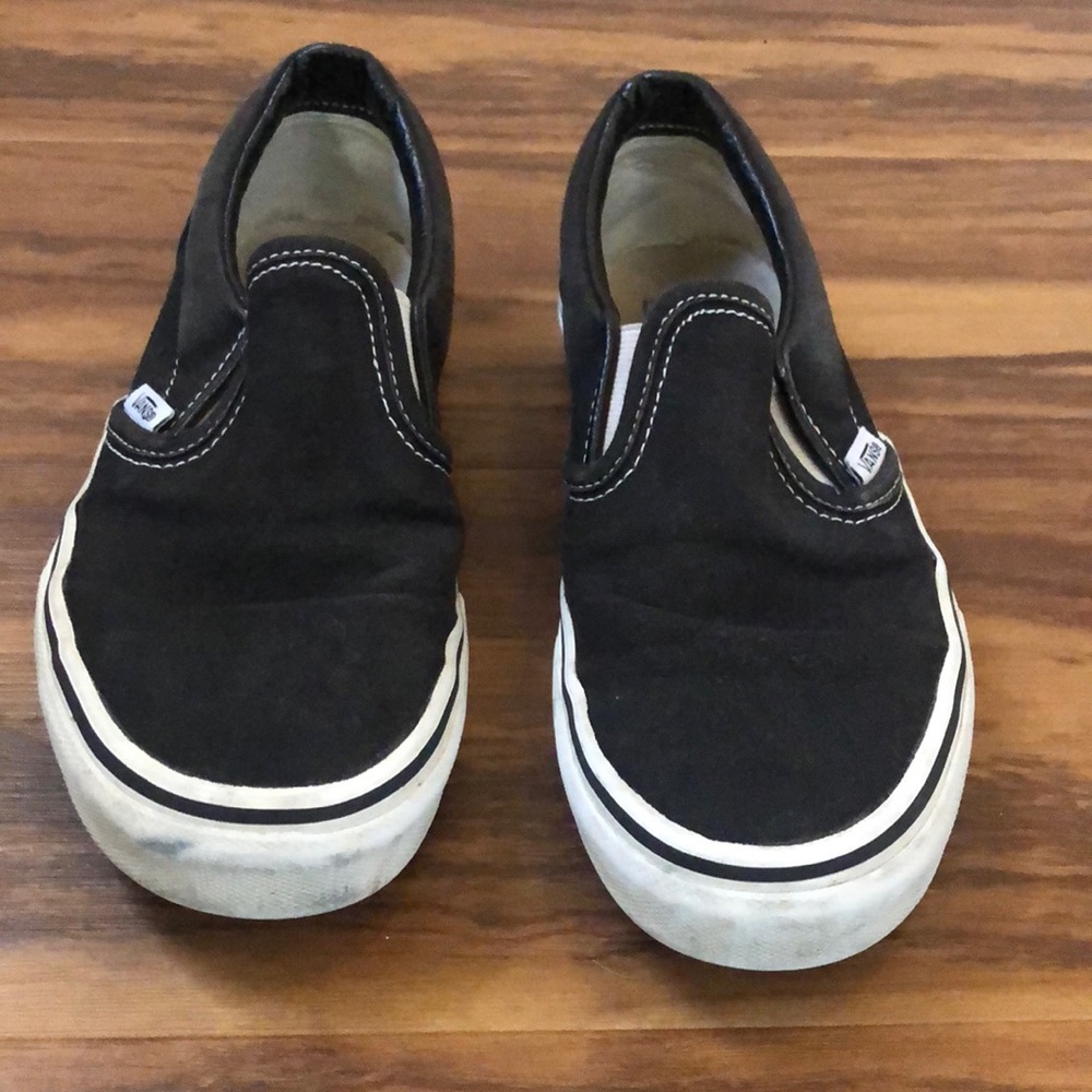 Kids black slip on vans size 3